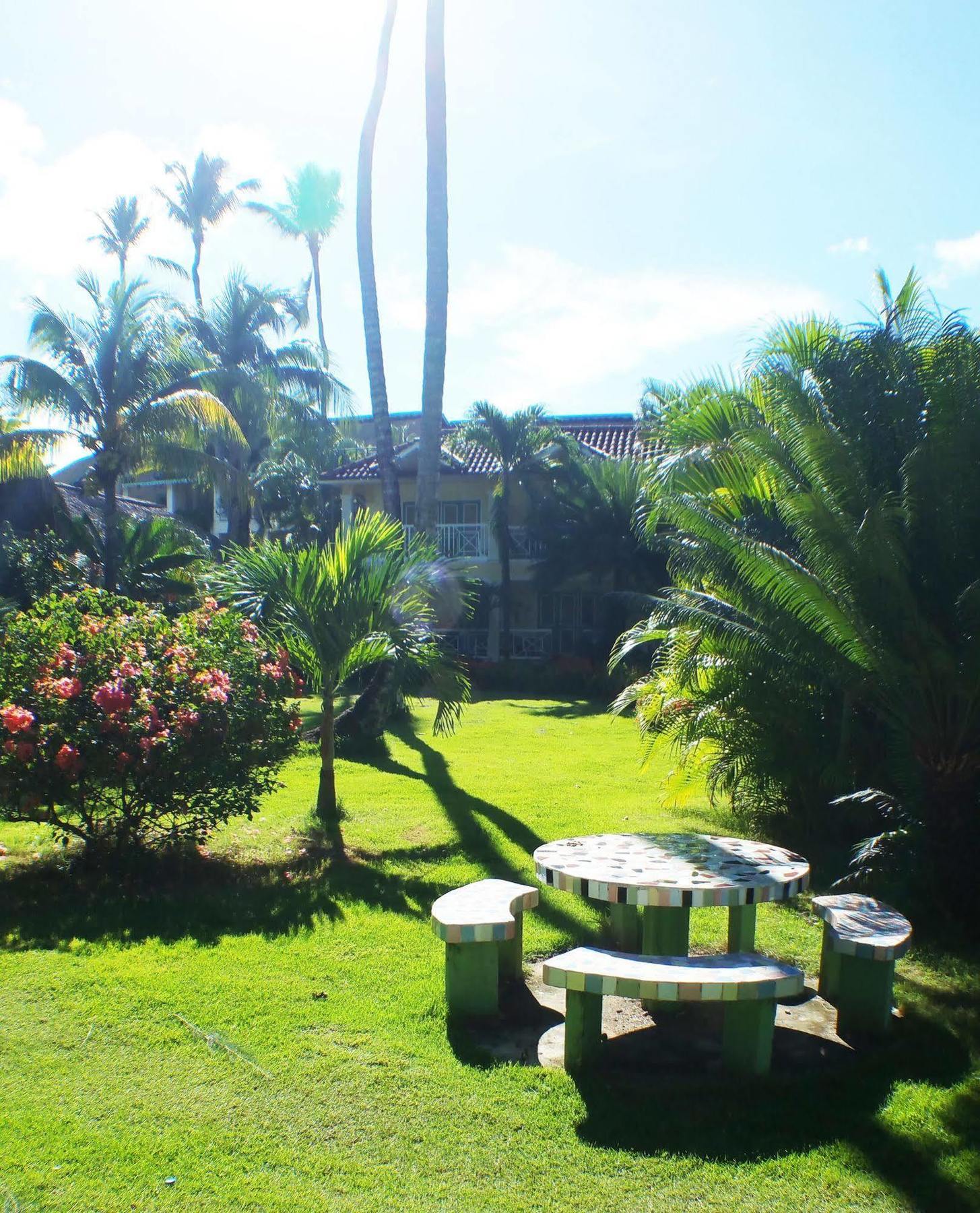 Hotel Los Pinos Las Terrenas Exteriör bild